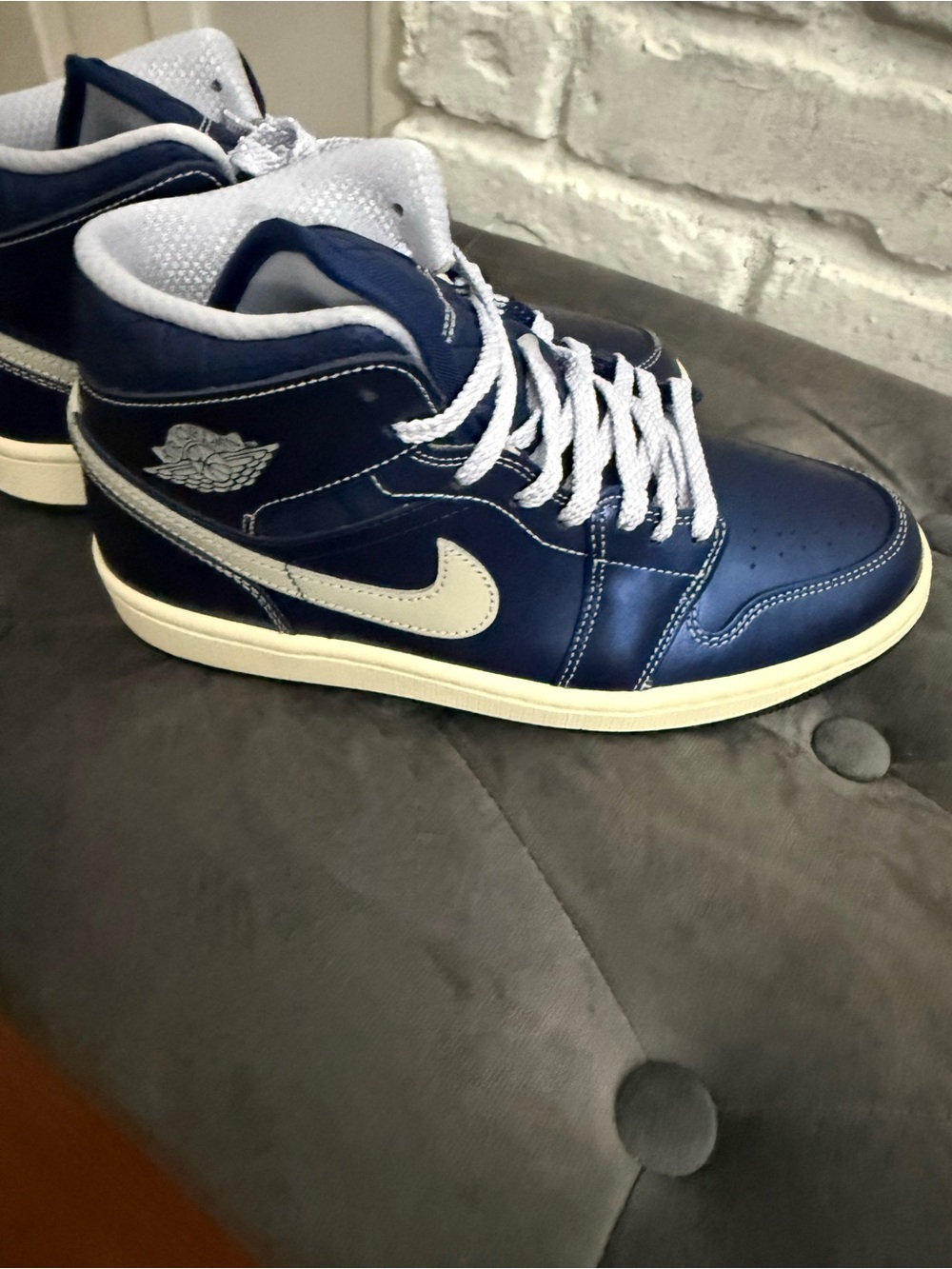 Nike High-Top Sneakers in Navy and White